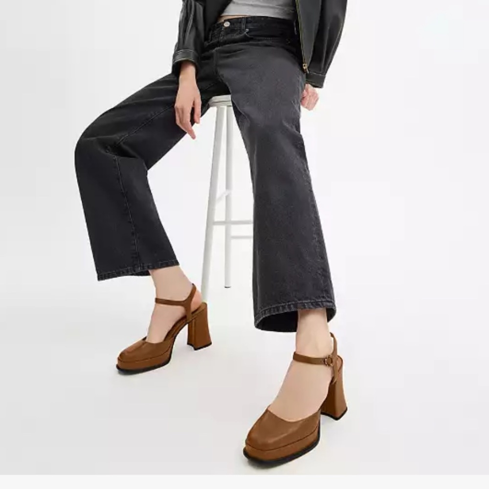 New Coach Hazelnut Tea Rose Pump Honey Brown - Picture 3 of 5